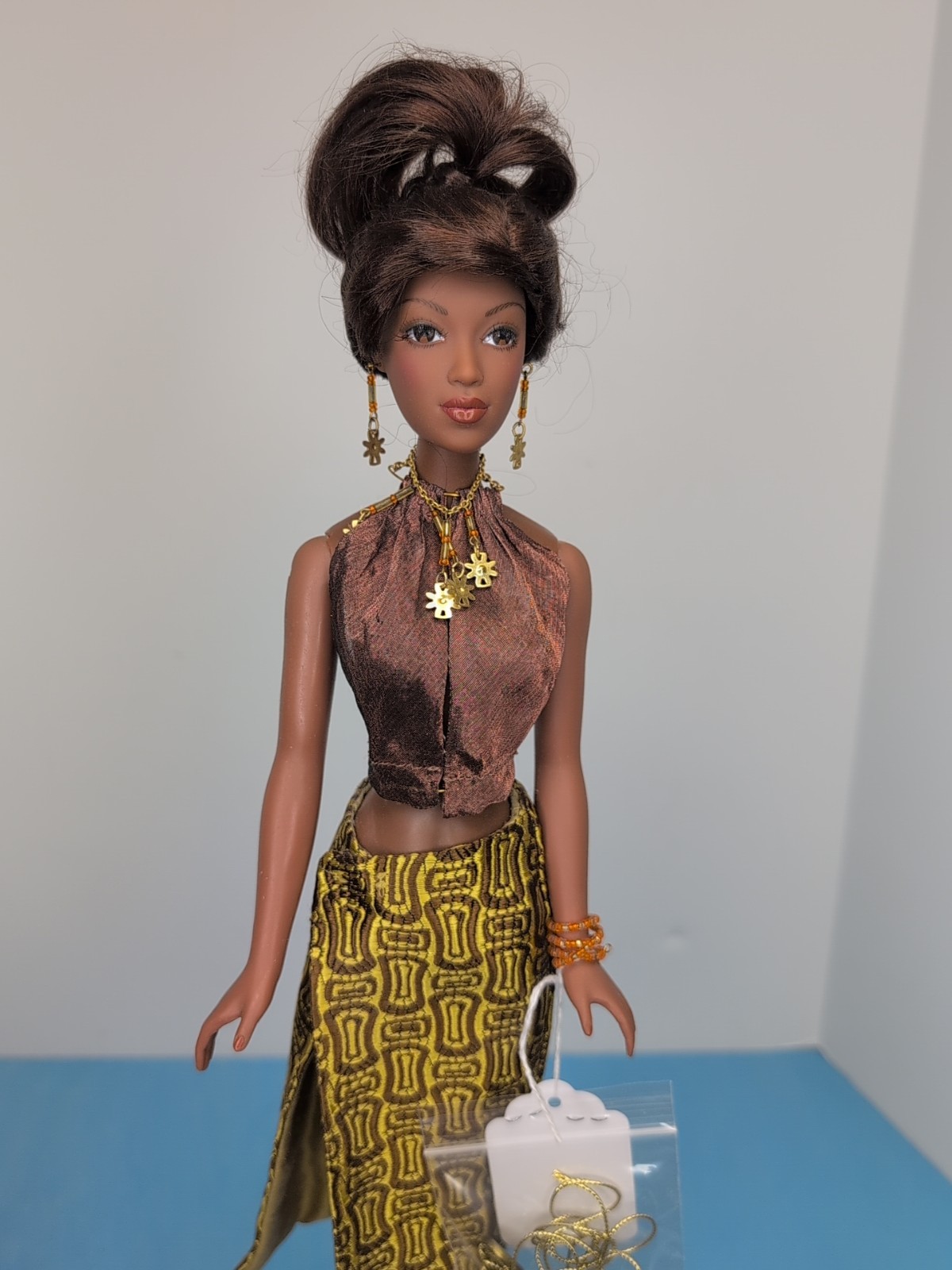 16&rdquo; Madame Alexander Alex Fashion Doll Paris Williams Gone