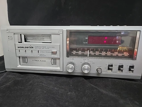 Vintage Worldstar Cassette 8 Track Player & AM/FM Radio Player Works Part Only