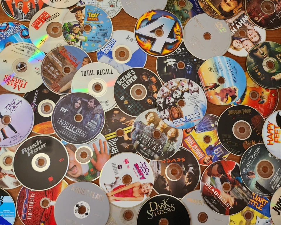 100 Assorted DVD LOT- Wholesale ALL Movies, NO Duplicates, GREAT Quality dvd's  - Image 4 of 4