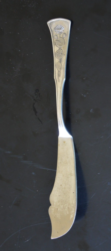 Antique WATER LILY BUTTER SERVER KNIFE Silver Plated No Monogram - Picture 1 of 8