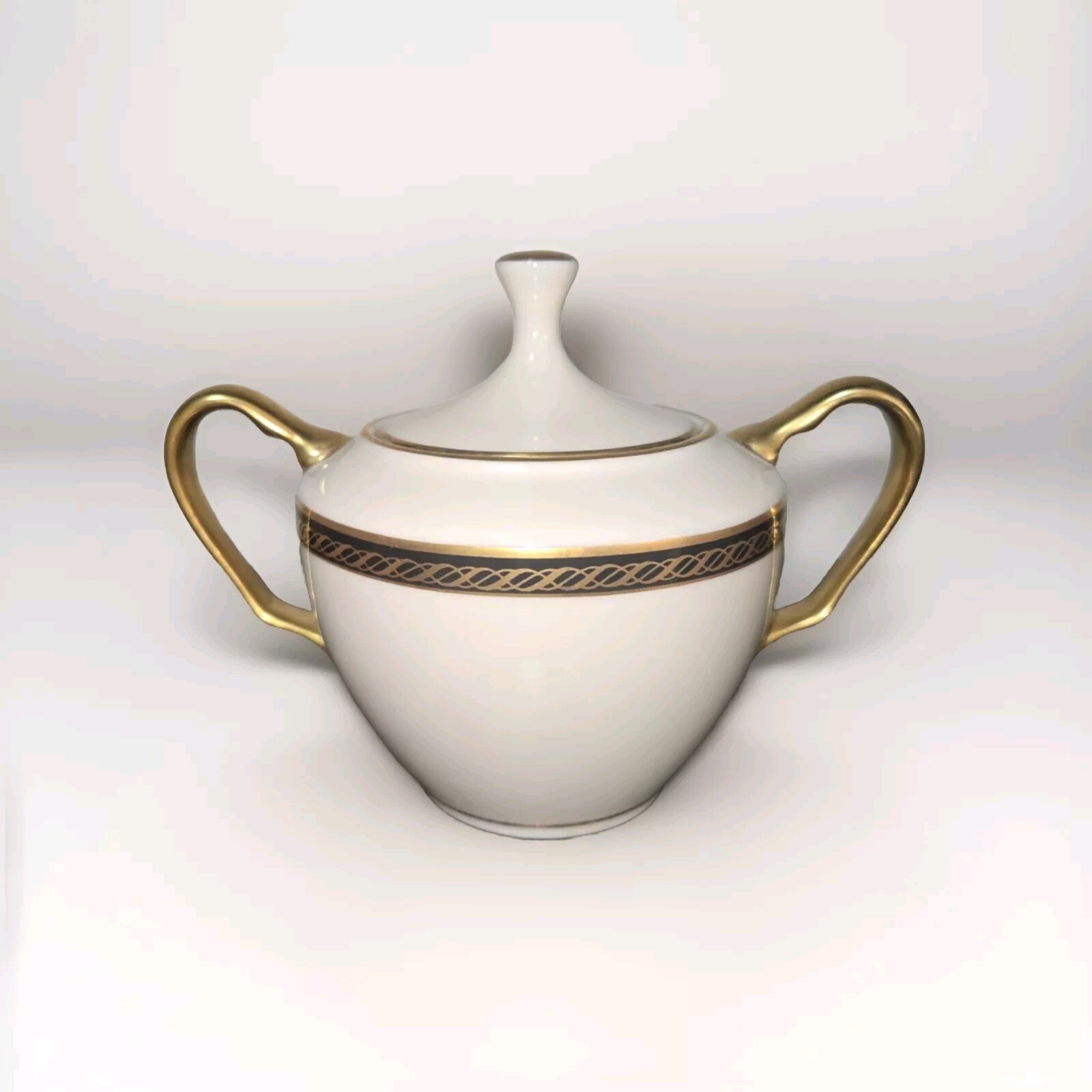 Lenox Presidential Tyler Covered Sugar Bowl with Lid  