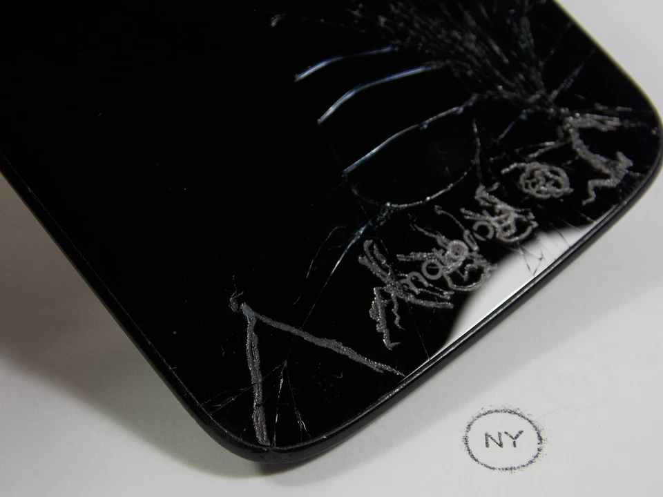 LCD y digitalizador agrietado táctil Motorola MOTO E5 Play XT1921-3 T-Mobile OEM #497 Foto 3 de 4