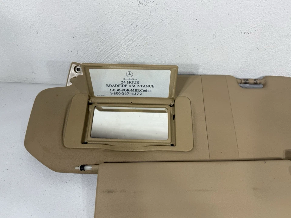 Espejo parasol derecho para pasajero y conductor Mercedes-Benz R350 2006-2008 Foto 3 de 4