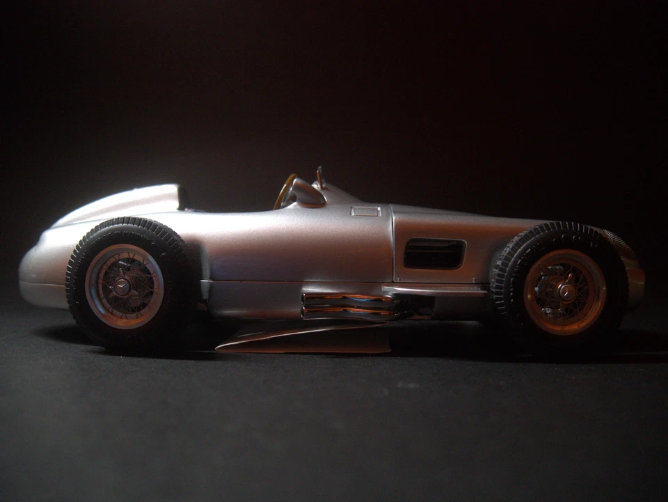 NO RESERVE CMC 1954 Mercedes-Benz W196 Silver Arrows M-006 1/18 Fangio NO BOX - Image 3 of 4