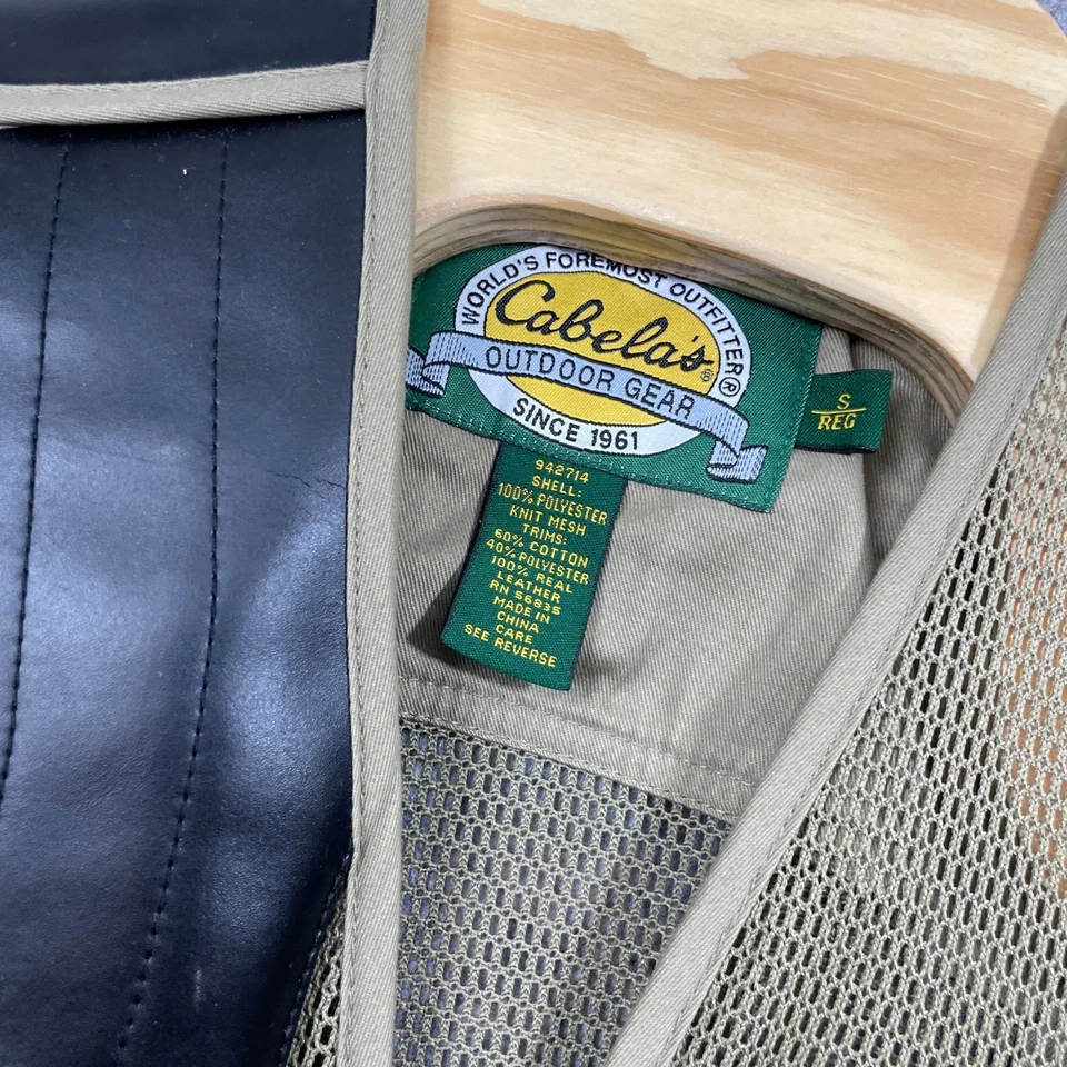 Cabela's Outdoor Small Reg Vest Hunting Polyester Knit Mesh Leather Trim - Image 4 of 4