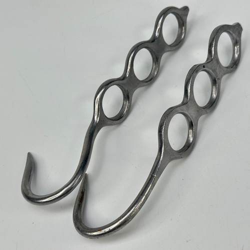 Vintage French Pair of Traditional Hanging Metal Butchers Hooks, Kitchen Display - Picture 5 of 14