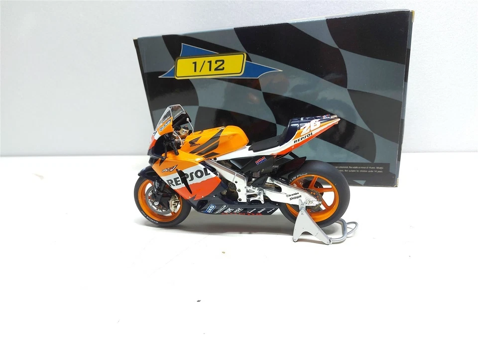 Honda RC211V Team Repsol MotoGP 2006 #26 Dani Pedrosa - 1/12 Altaya - Immagine 4 di 4