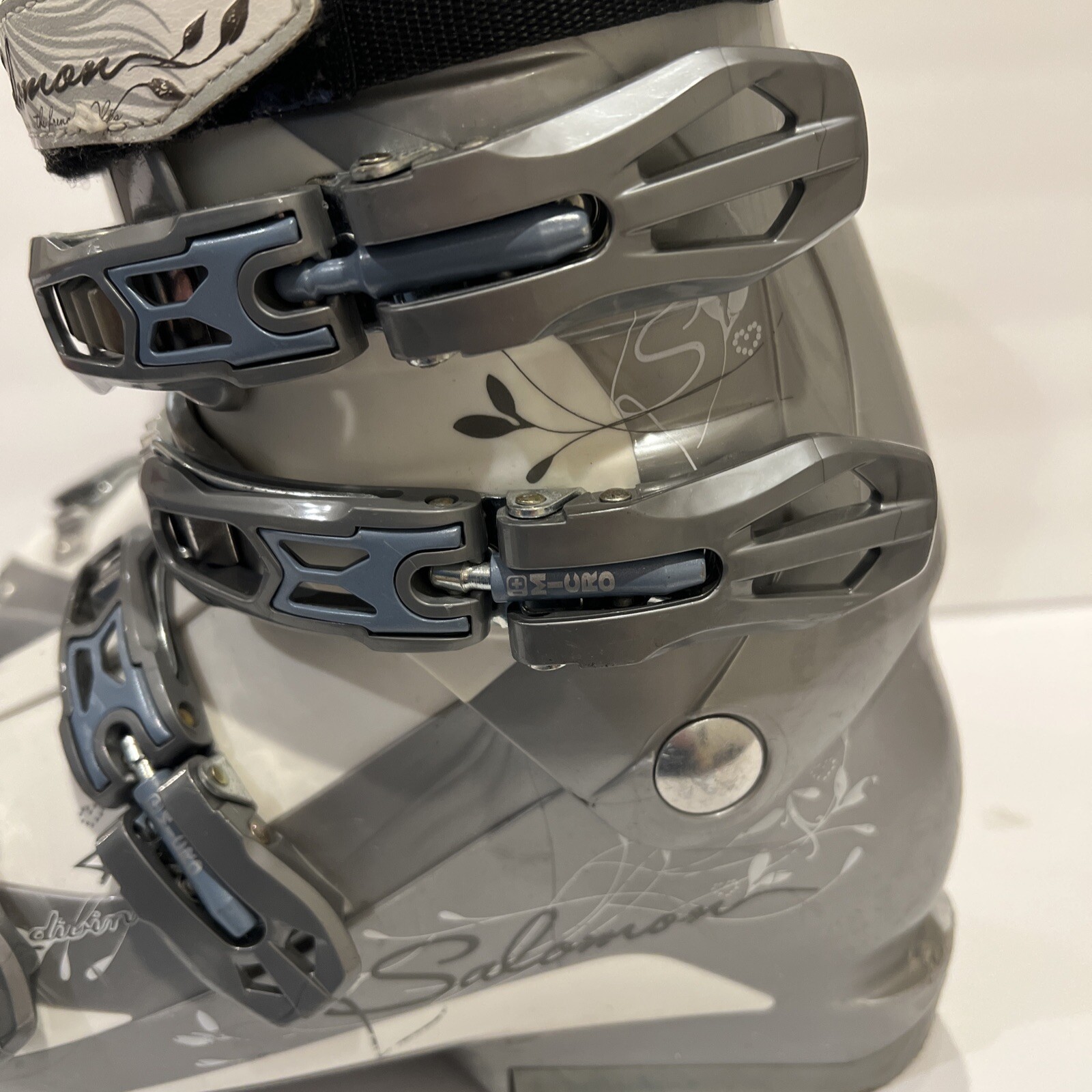 Scarponi da sci donna Salomon Divine 4. Mondo argento bianco taglia 25