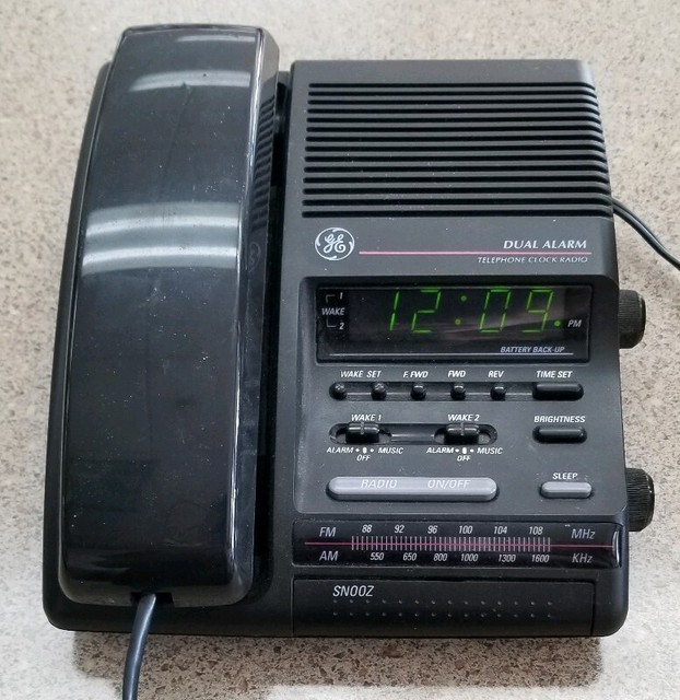 Ge Lcd Dual Alarm Clock Am Fm Radio Telephone Phone 2 9219wbb 2 9720a