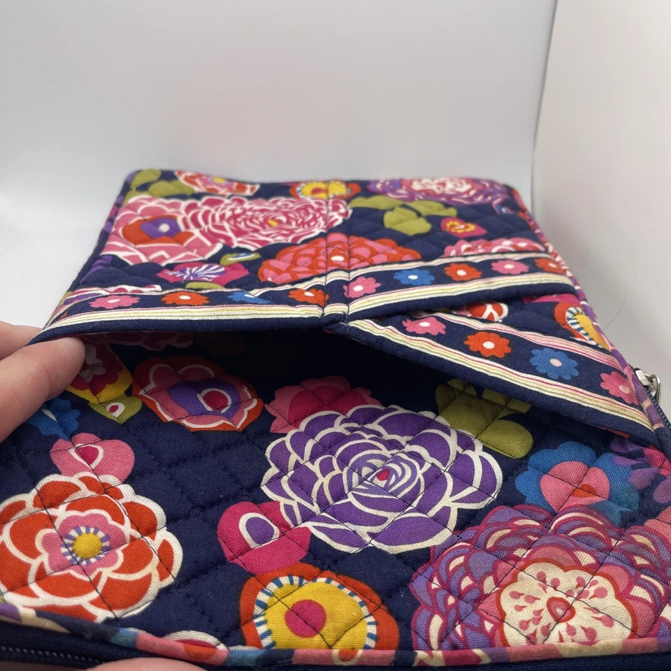 Funda para Tableta E Stephanie Dawn Floral Acolchada 10.5"x 8"x 3/4" Foto 2 de 4