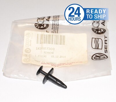 Genuine Volkswagen Passat Scirocco Tiguan Spreader Rivet Rear Bumper 1k0807300