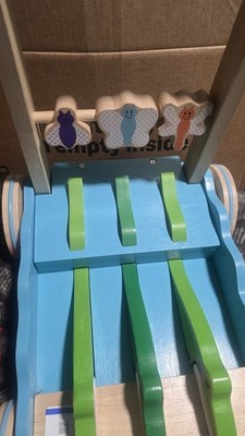 Melissa  And Doug First Play Chomp Clack Alligator Push Toy