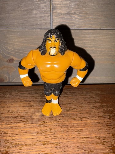 HASBRO WWF HEADSHRINKERS SAMU WRESTLING ACTION FIG...