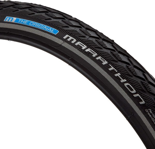 Schwalbe Marathon Plus Tire - 650bx38 Clincher SmartGuard Black/Reflective