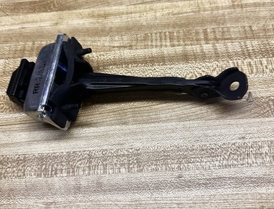 GM RearDoor Check Link 84075361