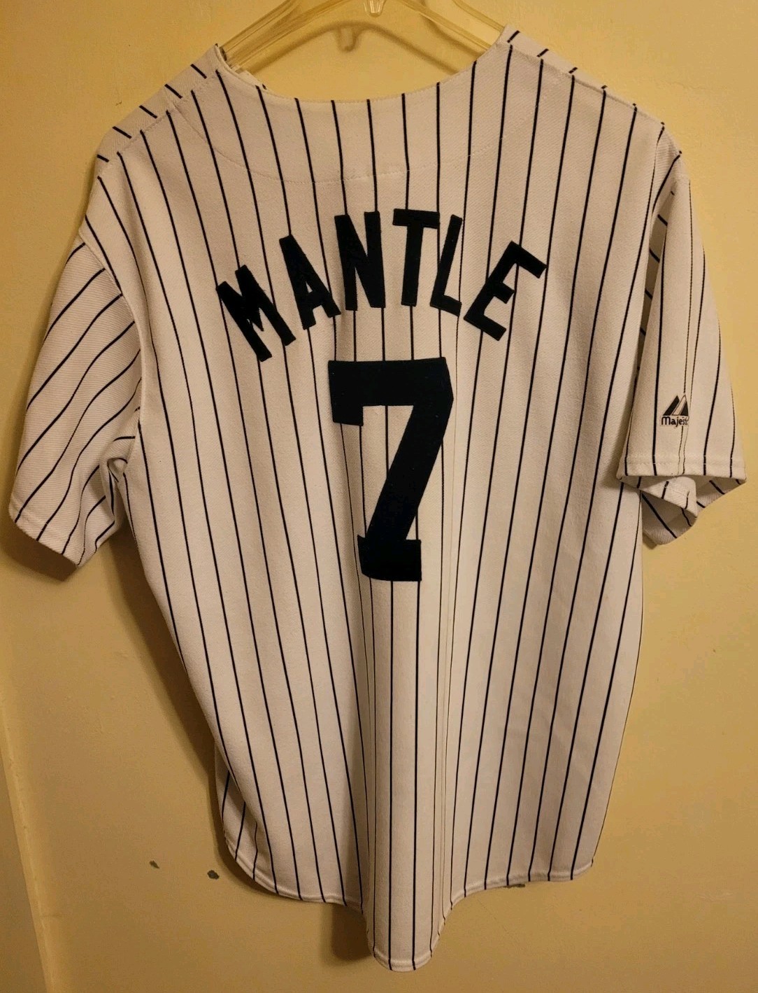 Mickey Mantle 150 of 1000 MAJESTIC 2008 YANKEE FINAL SEASON JERSEY. LIM. EDITION