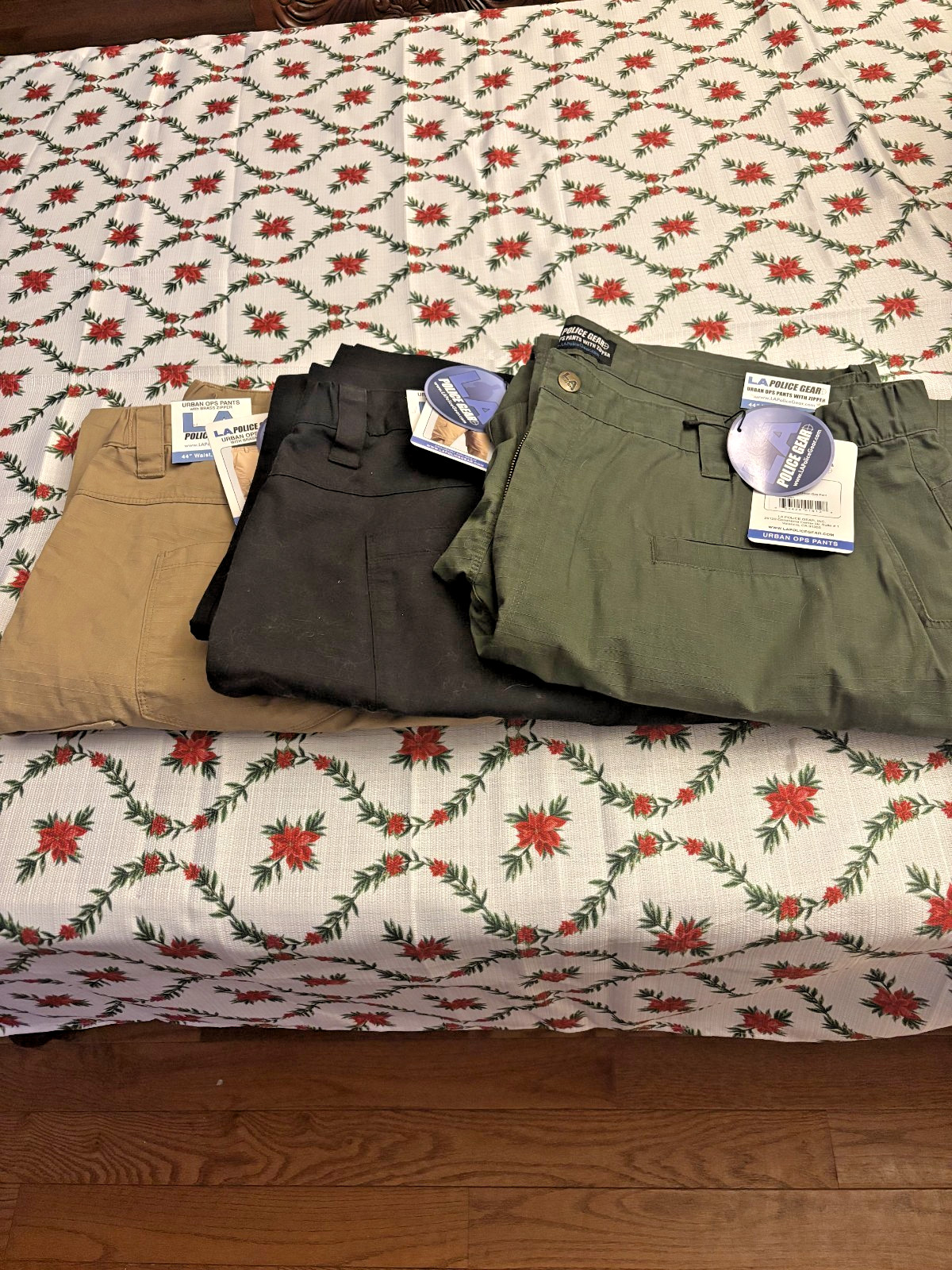 3 pair LA Police Gear Urban Ops Tactical Pants, W44 L34 Brow