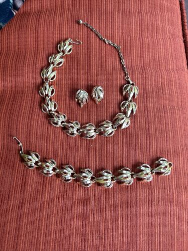 vintage costume jewelry necklace, Bracelet & Clip… - image 1