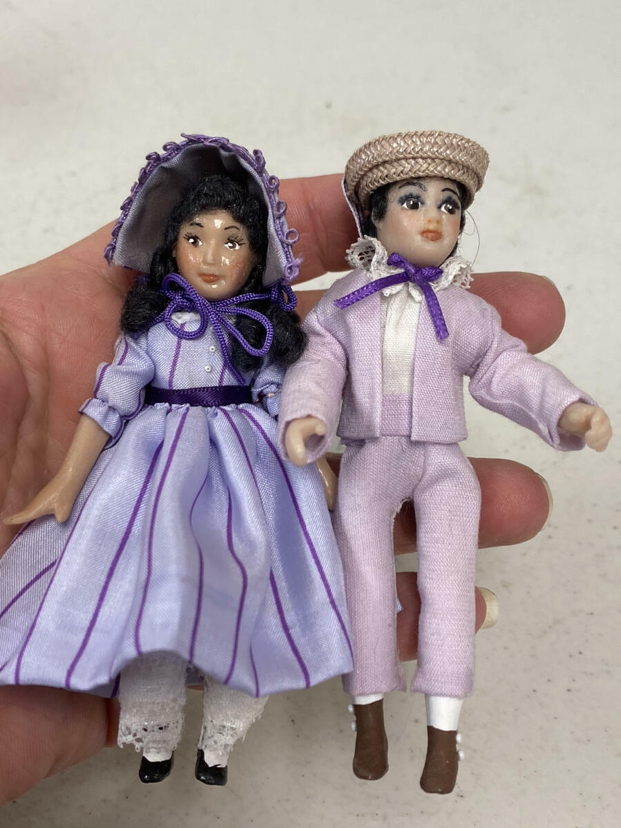 DOLLHOUSE MINIATURE HISPANIC BROTHER AND SISTER DOLL LOT