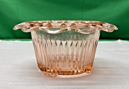 Anchor Hocking Old Colony Pink Depression Glass Open Lace Edge Footed Bowl