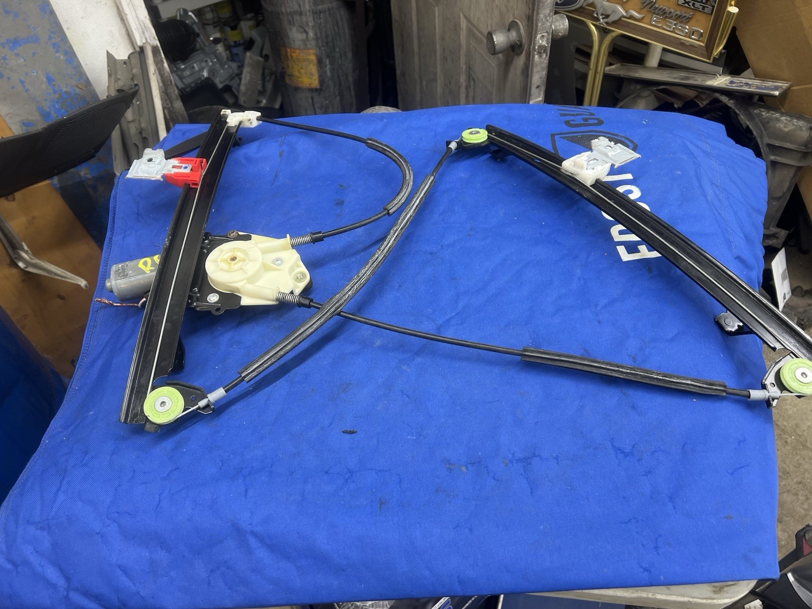 2003-2013 maserati quattroporte RH passengers front door window regulator &motor