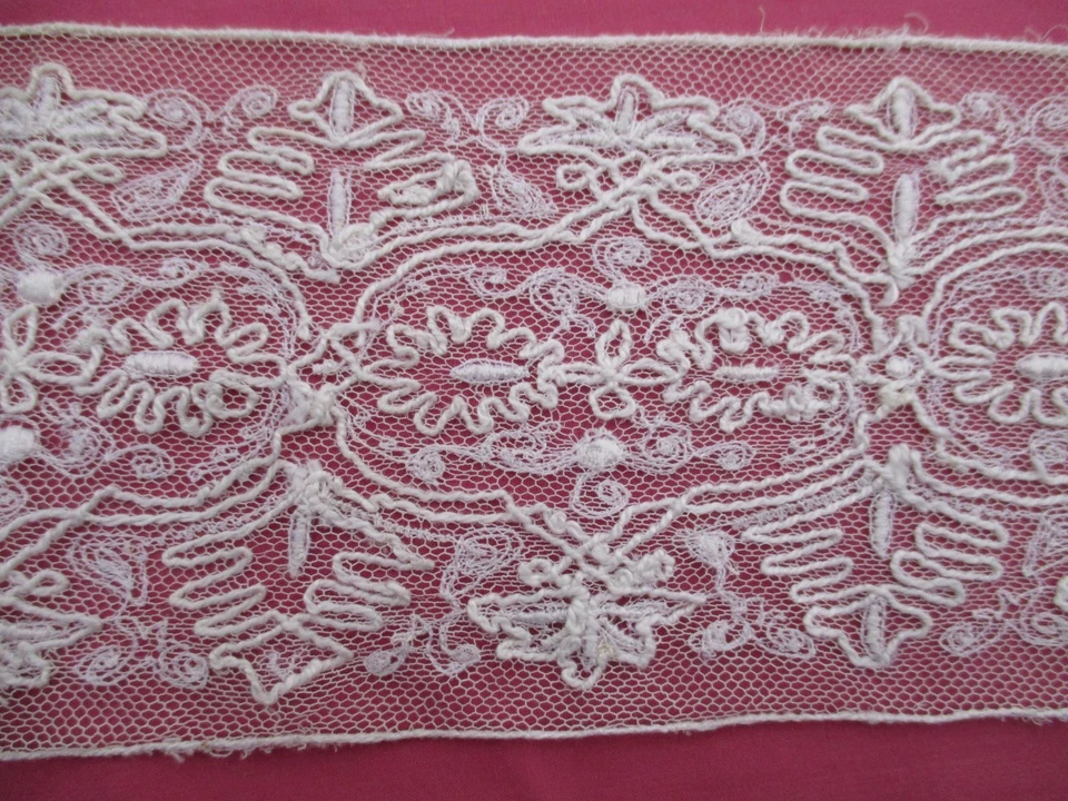 large dentelle entre-deux tulle brodé ancien 1920 - Photo 2/3