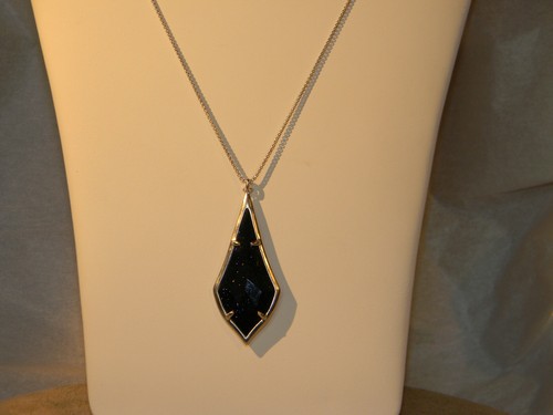 Kendra Scott Olivia Pendant Necklace 