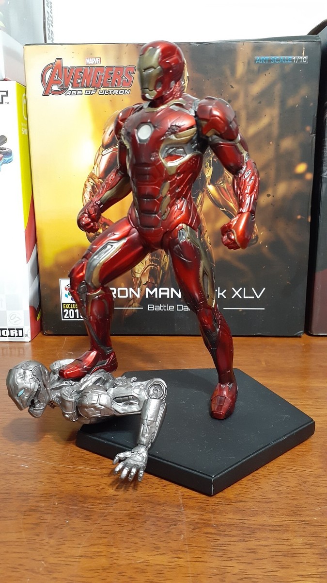 Iron Studios Iron Man Mark XLV Battle Damaged Exclusive CCXP