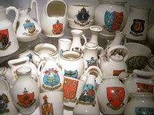GOSS CRESTED CHINA SELECTION  (B25) 
