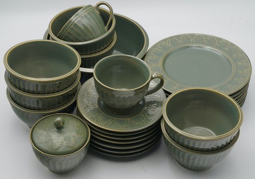 Coventry Parthenon Green Salad Plate, Cereal/Sugar/Vegetable Bowl, Cup & Saucer