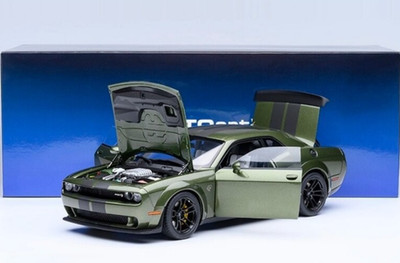 AUTOart 1/18 Dodge Challenger SRT Jailbreak 2022 Green Diecast Car Model 71761
