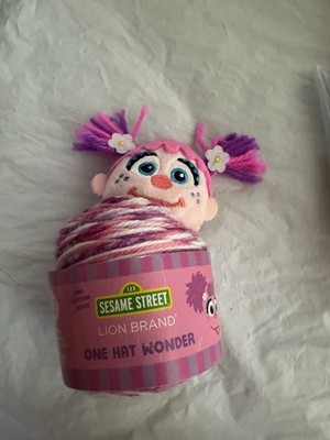 LION BRAND ONE HAT WONDER SESAME STREET ABBY CADABBY NEW
