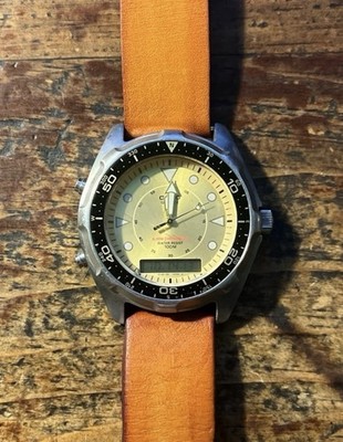 Vintage Casio Arnie AMW 320D Ani-Digi Watch
