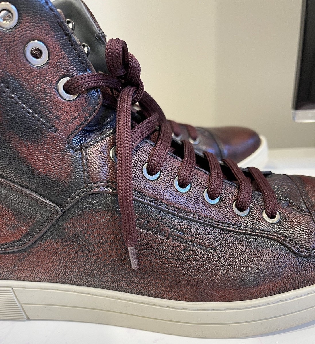 【23AW NEW】FERRAGAMO_man / バイカラー フーディ / Red Purple Salvatore FERRAGAMO Stephen 4 SNEAKERS Red/ Bordeaux MEN's