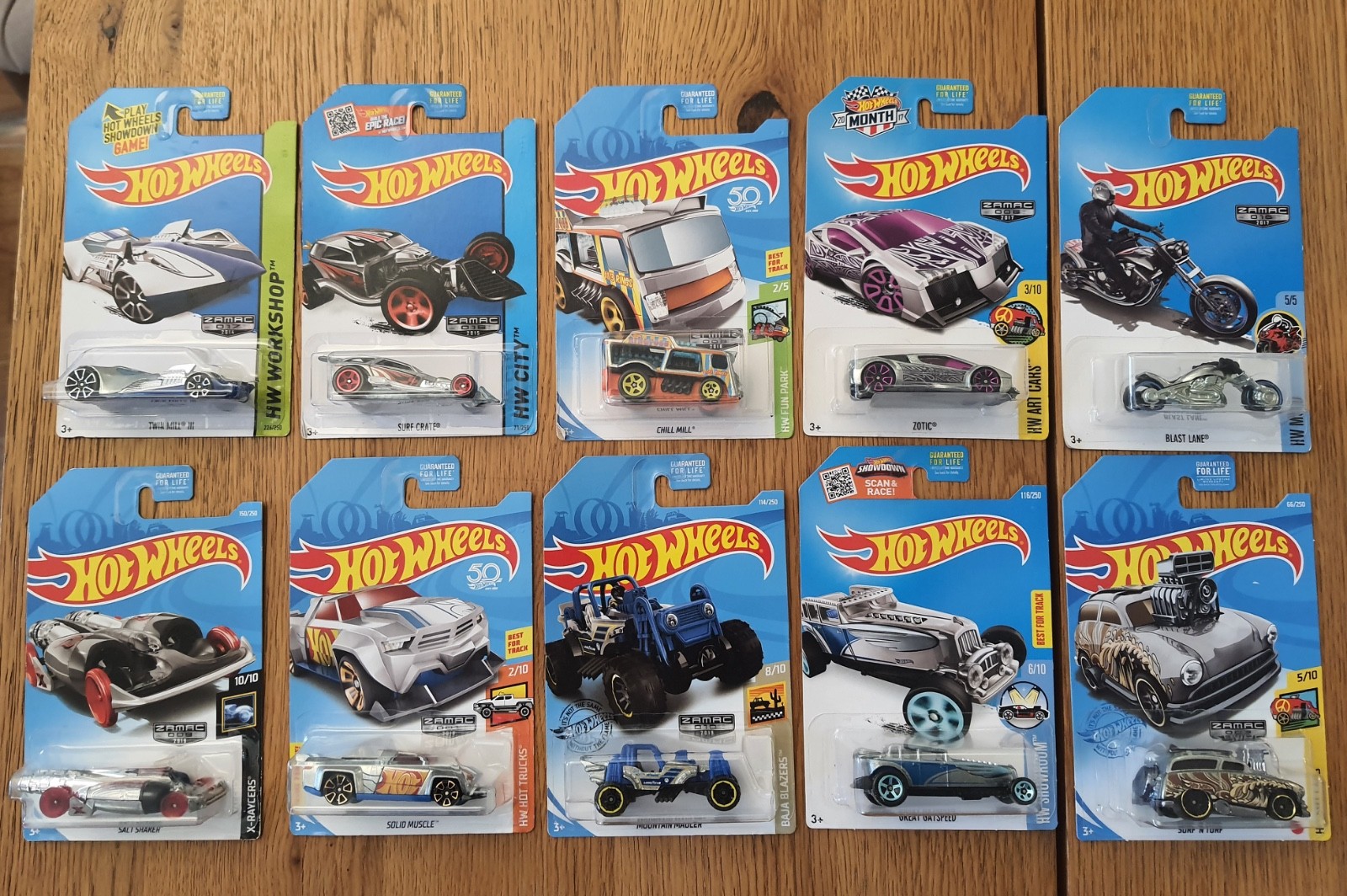 Hot Wheels Zamac lot de 10 pour compléter une vitrine de collection 1/64