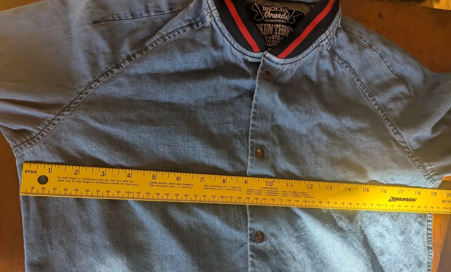 Broken Threads Chambray Light  Denim Button Up Si… - image 8