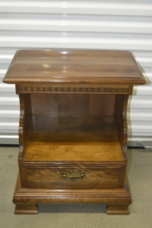 Ethan Allen Classic Manor Cabinet Nightstand Night Table Vintage #15-5206 #204  - Image 2 of 4