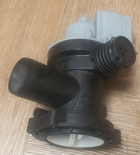 Hotpoint Waschmaschine Ablaufpumpe. Gebraucht. WMFUG942P