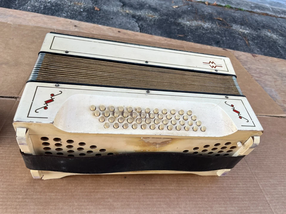 M HOHNER Piano Accordion - Image 3 of 4