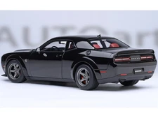 AUTOArt 1/18 Dodge CHALLENGER SRT Super Stock 2023  1:18  71765 Pitch BLACK NEW