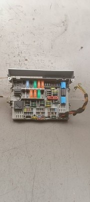BMW 3 E90 E91 2007 Diesel Vorne Sicherungskasten 6906621 BEW6073