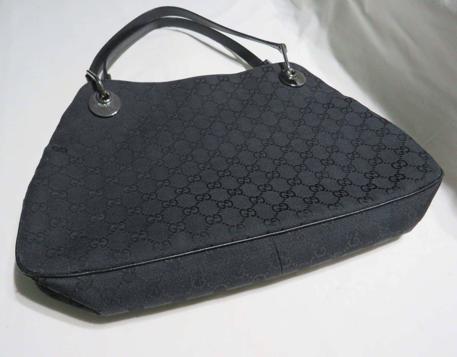 Authentic GUCCI Eclipse Black Canvas Leather Hand… - image 5