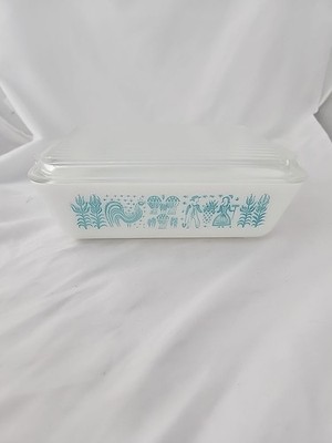PYREX Dish 1 Qt Amish Butterprint Turquoise Covered Refrigerator Dish