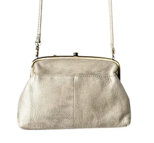 Hobo Lana Pearlied Silver Leather Convertible Wristlet Clutch Brand New