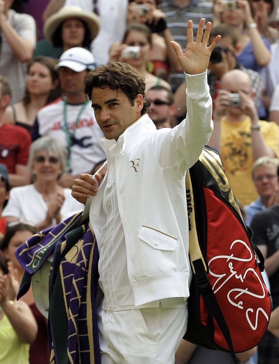 Roger Federer Nike 2010 Wimbledon RF Jacket size:S | eBay Roger Federer Nike 2010 Wimbledon RF Jacket size:S | eBay