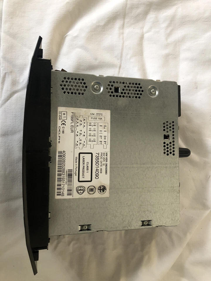 AUTORADIO PER FIAT Punto EVO 7355014090 (09>12) - Immagine 2 di 4