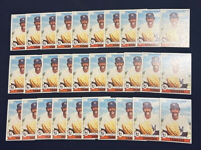 INCREDIBLY RAZOR SHARP LOT OF 30 1979 BURGER KING YANKEES TOPPS #8 LUIS TIANT