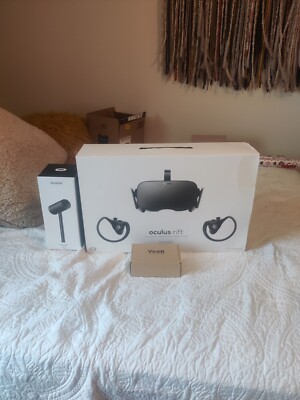 Oculus Rift + Sensor w/ Ceiling Mount Kit