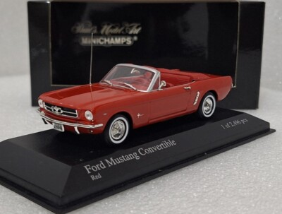 ミニカー MINICHAMPSAstonMartinDB9 Convertible2004 s-l400.jpg