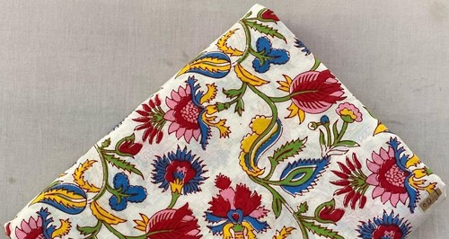 Fabric By the Yard Soft Cotton Fabric Quilting Loose Running Flower Fabric, Gift - Picture 2 of 4
